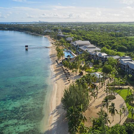 Le Meridien Ile Maurice Pointe aux Piments Exterior foto Aerial view of the beach at Sandals South Coast