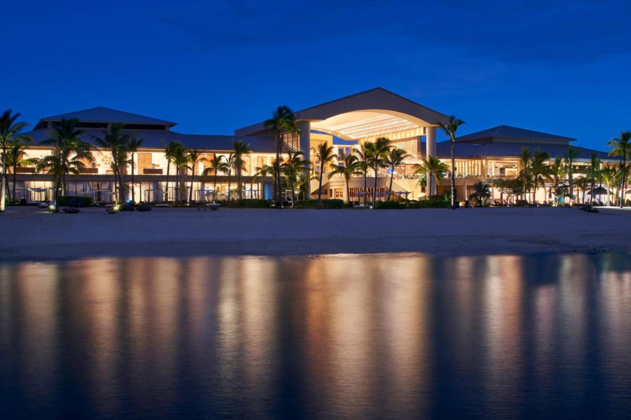 Le Meridien Ile Maurice Pointe aux Piments Exterior foto The Atlantis Paradise Island Resort