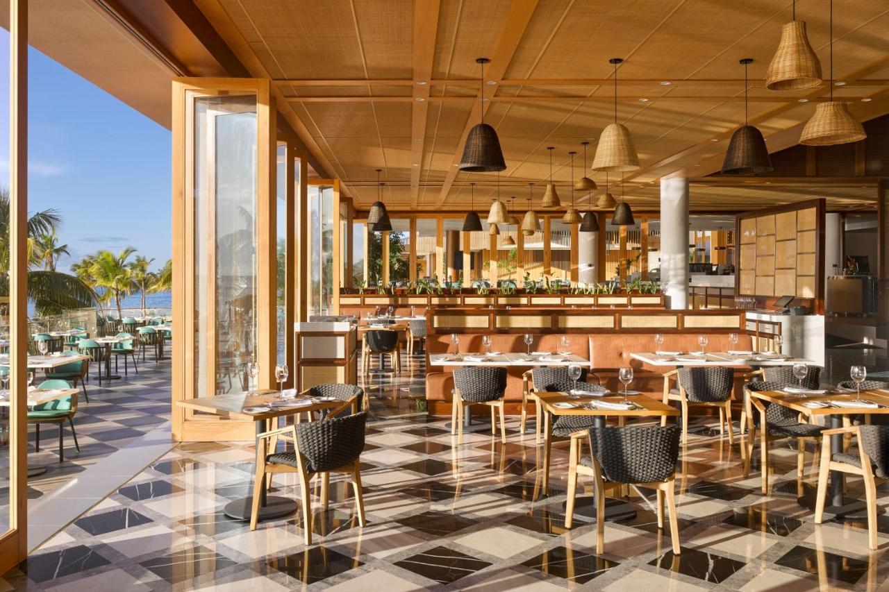 Le Meridien Ile Maurice Pointe aux Piments Exterior foto The Beach Club